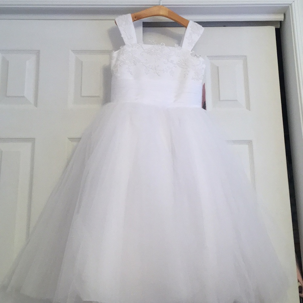 Macis Design Communion Dress NWT Size 8